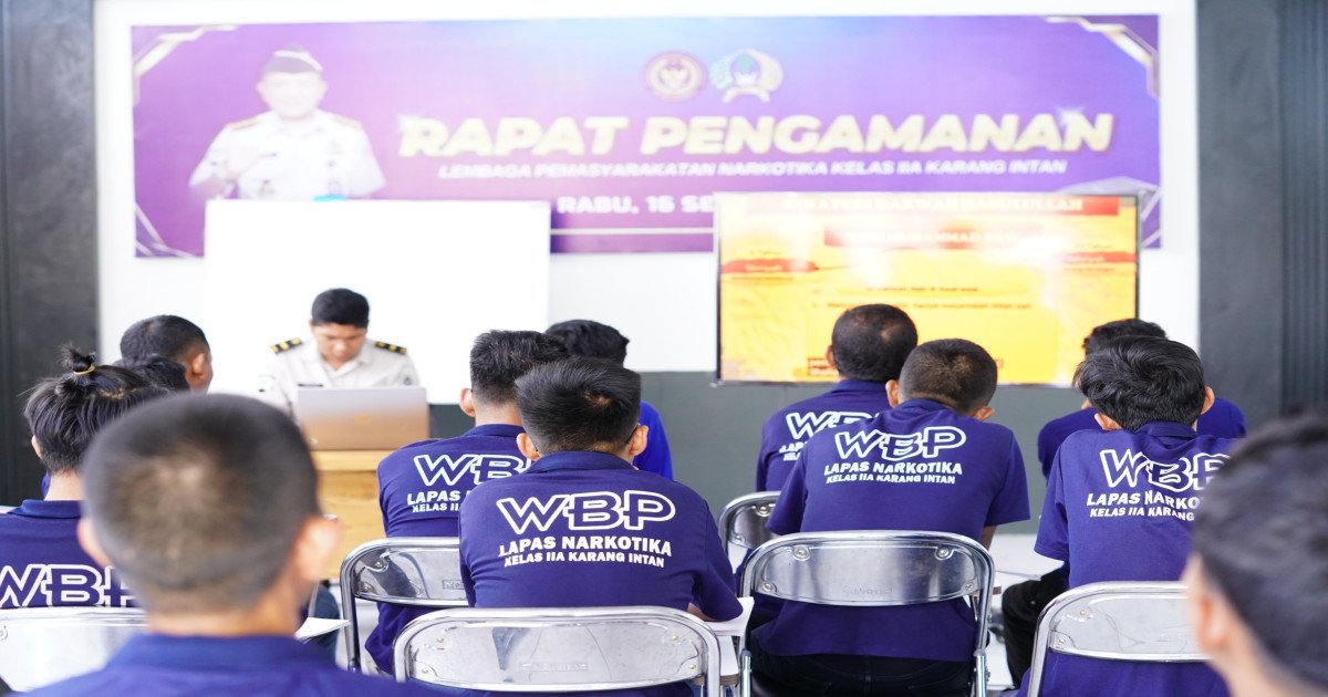 Menggali Hikmah Dakwah Rasulullah, Warga Binaan Lapas Narkotika Karang Intan Pelajari PAI dalam Program Paket C